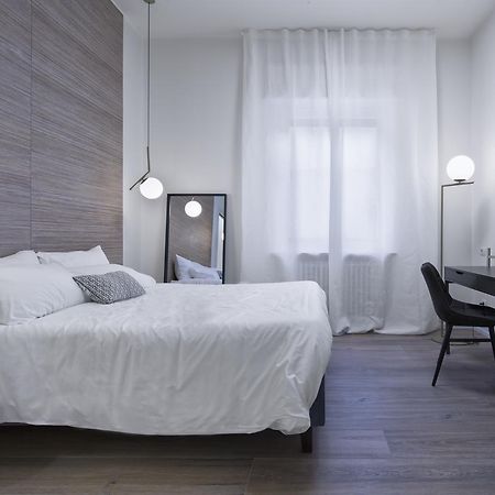 Suite Vogue Espresso Voghera Εξωτερικό φωτογραφία